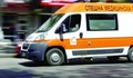 Таксиджия блъсна две деца на велосипед, прати едното в болница