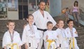 Малките самураи на "Хелиос" грабнаха 19 медала на турнир по карате за деца