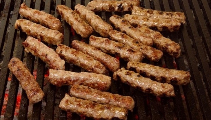 Безработен мъж отмъкна 15 кебапчета, ще лежи три месеца в затвора Безработен мъж отмъкна 15 кебапчета, ще лежи три месеца в затвора