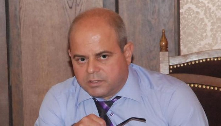 Пламен Стоилов с писмо до енергийния министър заради увеличението на цените на парното Пламен Стоилов с писмо до енергийния министър заради увеличението на цените на парното