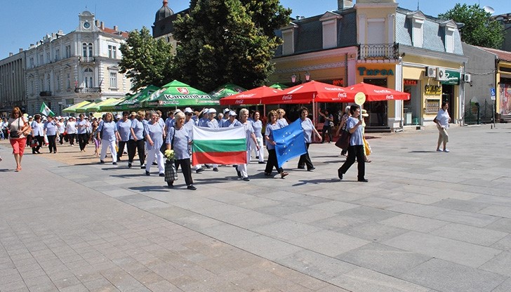 400 гимнастици от третата възраст взеха участие в регионалния преглед на Спортните клубове