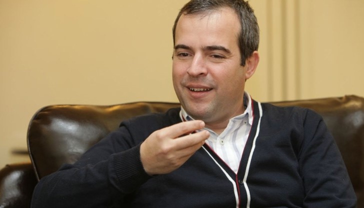 Иван Звездев съкрушен, изхвърча от bTV след 14 години