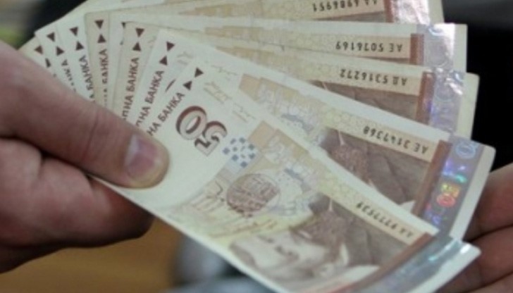 Задържаха група за телефонни измами от Ветово