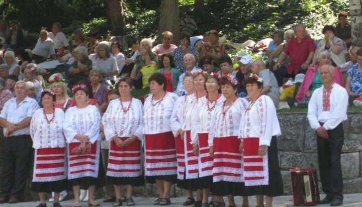 Фестивал на пенсионерските клубове край Русе за Еньовден