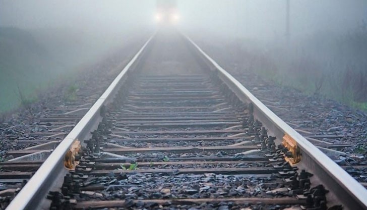 Млад мъж се хвърли под влак край Търговище