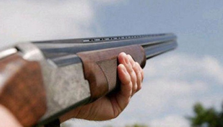 Дядо гръмна дете с въздушна пушка, вдигало шум