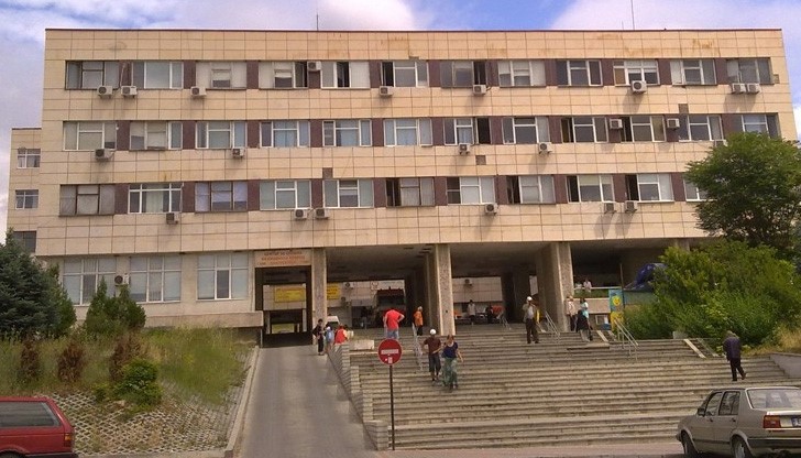 Трима са в болница след алергичен шок