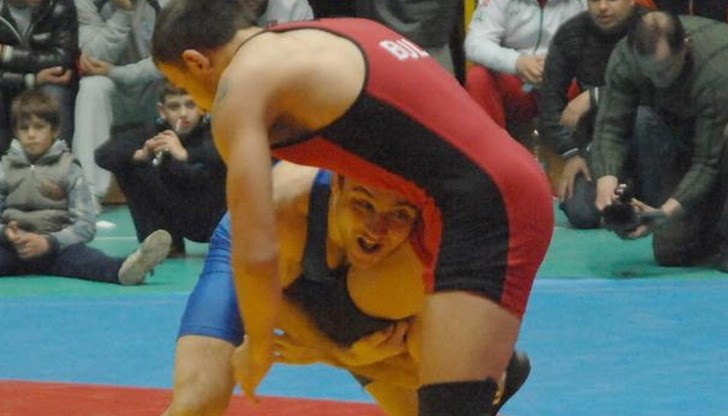 Русе - арена на 180 борци от 7 страни Русе - арена на 180 борци от 7 страни