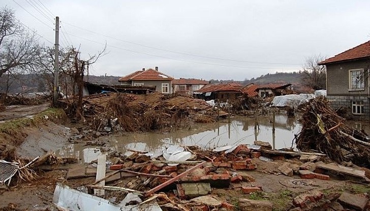 Цар Калоян отново заплашен от наводнения Цар Калоян отново заплашен от наводнения