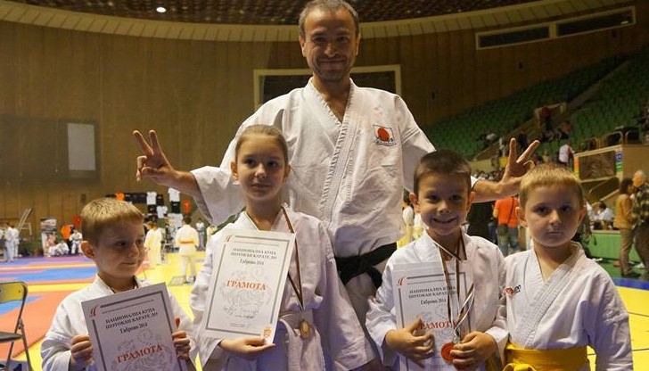 Малките русенски самураи с отличия от Национална Шотокан Карате Купа Малките русенски самураи с отличия от Национална Шотокан Карате Купа