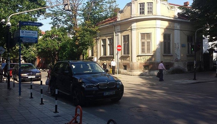 Защото е Батка