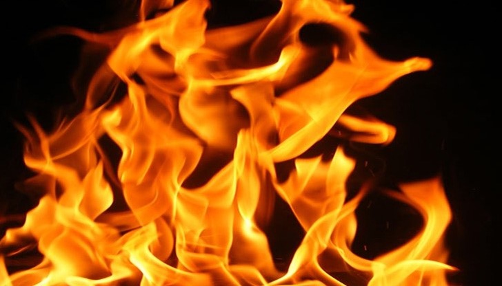 Отхвърлен мъж заля с бензин и изгори жива любимата си