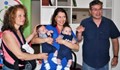 Български лекари оперираха близнаци в утробата на майка им