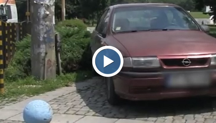 Русенец удари бетонен ограничител с колата си след "поход" в Парка на възрожденците