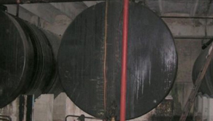 Митничари спипаха 6 тона нелегално гориво