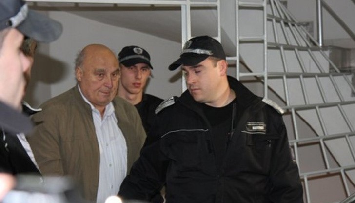 Закопчали цар Киро заради живак