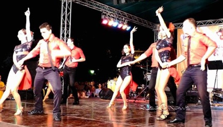 Русе се превръща в столица на салсата в България