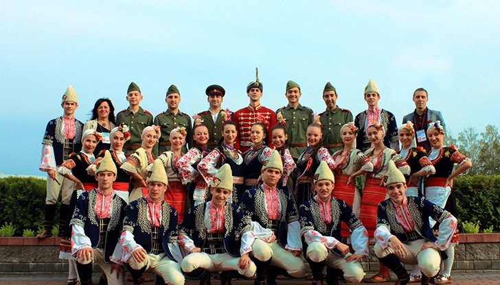 Танцьорите на "Найден Киров" се завърнаха от Международен фестивал в Беларус