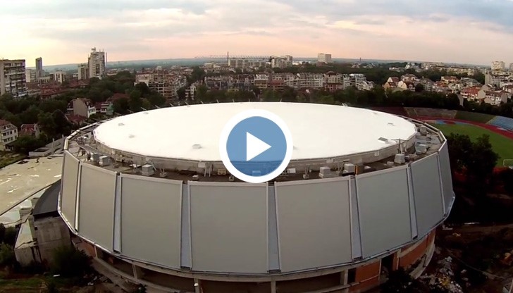 От птичи поглед: До къде стигна строежът на "Арена Русе"