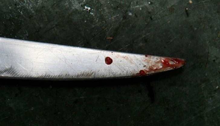 Глоба за мъж, наръгал 3 пъти своя позната Глоба за мъж, наръгал 3 пъти своя позната