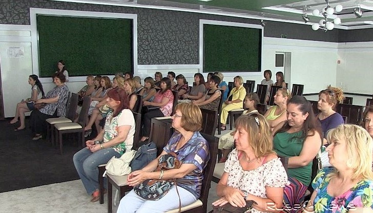 Учители в Русе повишават квалификацията си Учители в Русе повишават квалификацията си