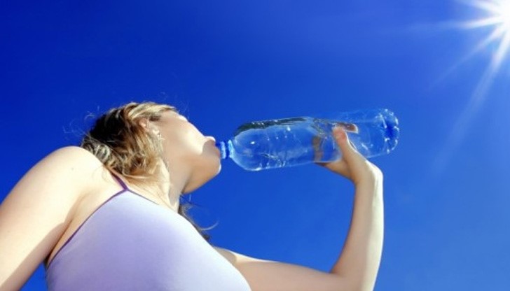 Ето какво се случва с тялото ви, когато пиете вода на празен стомах Ето какво се случва с тялото ви, когато пиете вода на празен стомах