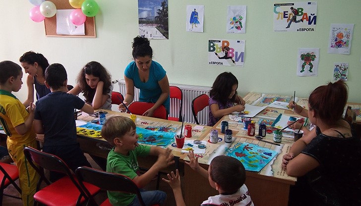 Още можете да запишете детето си за лятната академия за деца и младежи