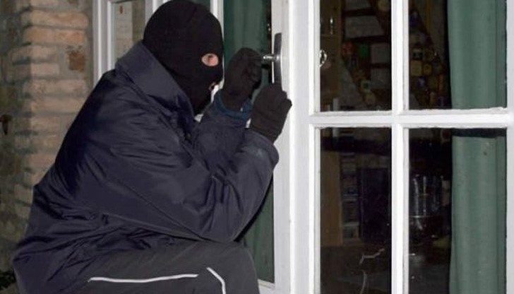 3 ограбени жилища в Русе за ден
