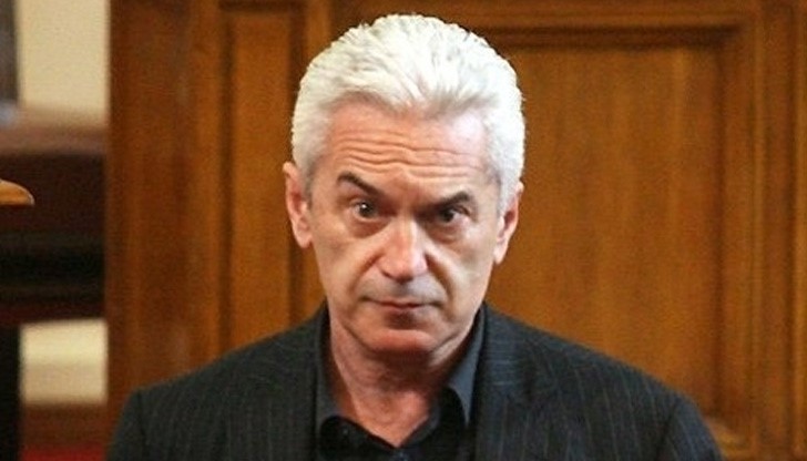 "Атака" аут от парламента