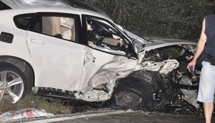 Пиян шофьор попиля четири коли в насрещното