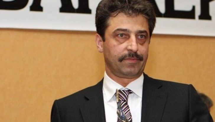 Интерпол по следите на Цветан Василев Интерпол по следите на Цветан Василев