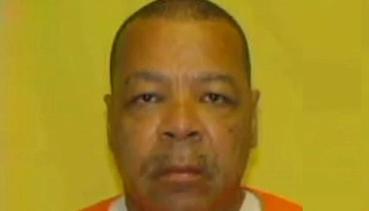 Некрофил, правил секс с над 100 трупа, им налитал пиян или дрогиран