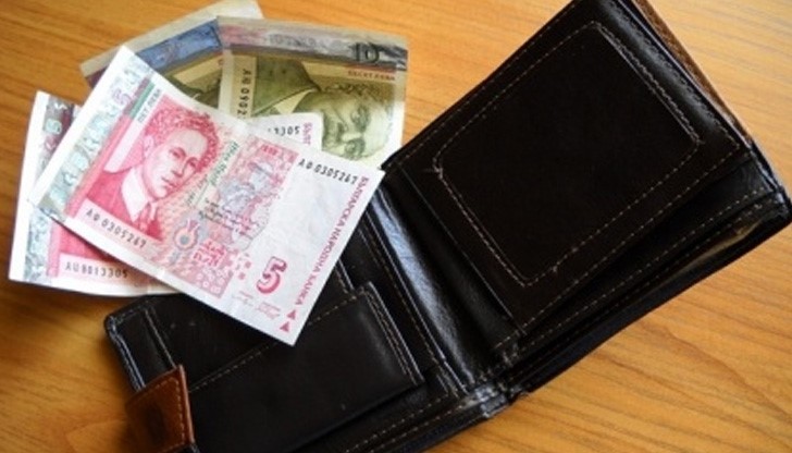 Русенци масово работят на минимална заплата Русенци масово работят на минимална заплата