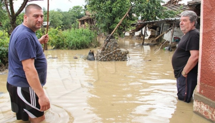 Жител на Мизия: Ще бия с тоягата всеки, който се опита да гласува на 5 октомври