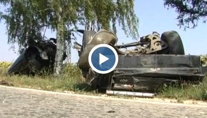 Русенец се бори за живота си след зверска катастрофа