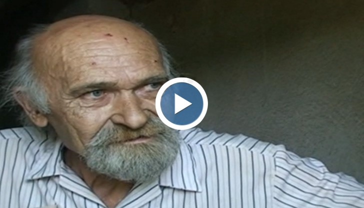 Пенсиониран подполковник гледа как го ограбват, но мълчи, за да спаси живота си