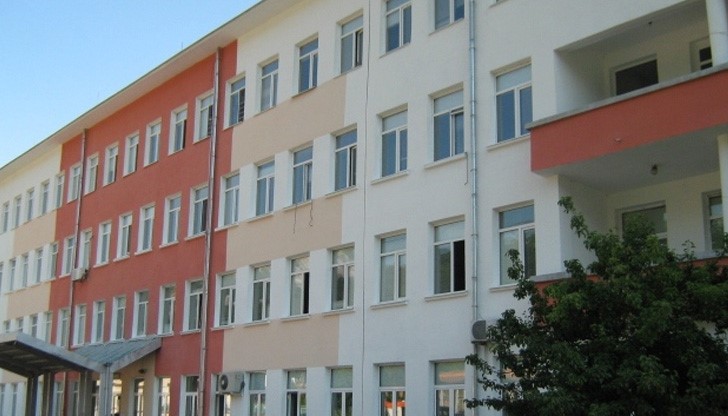 3-годишно дете бере душа след удар от кола