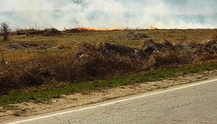 Продукция за хиляди левове изгоря в с. Смирненски Продукция за хиляди левове изгоря в с. Смирненски