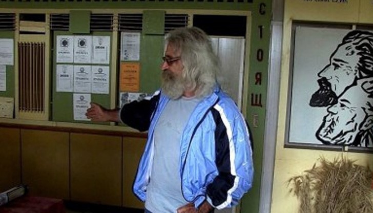 Кражбата е била извършена през нощта