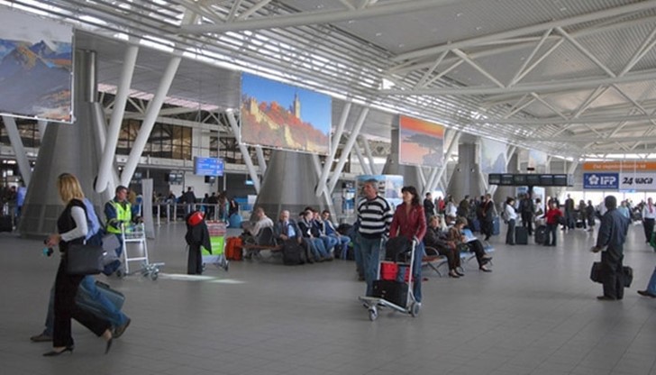 Българите в чужбина търсят работа с наръчник за гурбетчии Българите в чужбина търсят работа с наръчник за гурбетчии