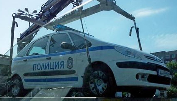 Репатриращ автомобил в Бургас вдигна патрулка