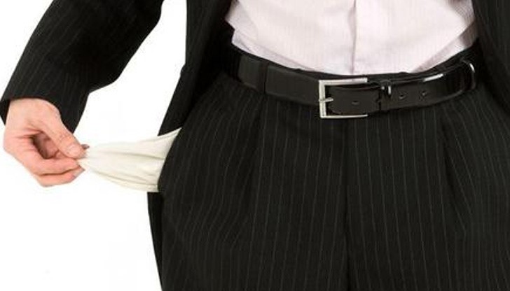 Нови кадри през последното тримесечие се очаква да се търсят най-вече в секторите финанси, застраховане, недвижими имоти, транспорт, складове и комуникации. Нови кадри през последното тримесечие се очаква да се търсят най-вече в секторите финанси, застраховане, недвижими имоти, транспорт, складове и комуникации.