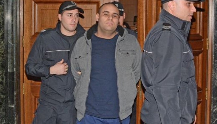 Зверове изнасилвали два часа бременна жена, след което я убили