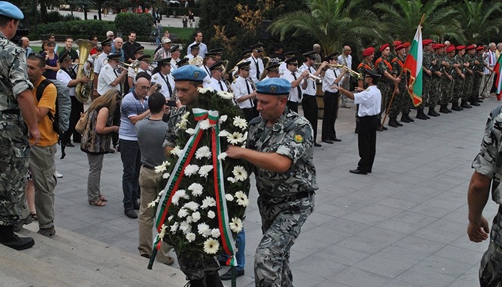 Русе отбеляза тържествено 129 години от Съединението