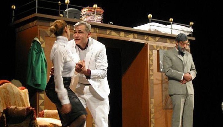 Не мислете, че един министерски пост е само разхождане из просторни кабинети Не мислете, че един министерски пост е само разхождане из просторни кабинети