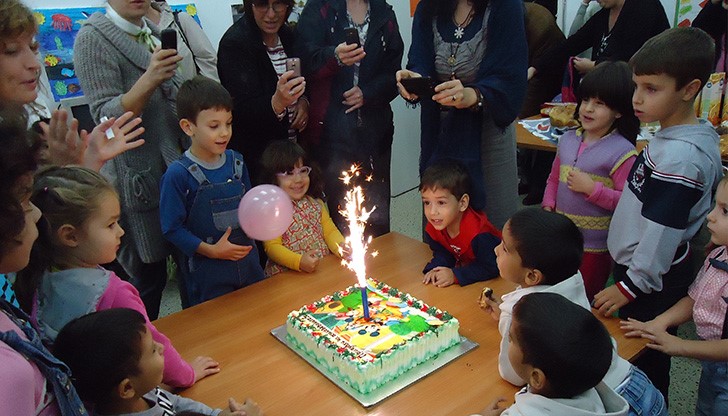 Петата годишна среща „Приятели на осиновяването и приемната грижа”