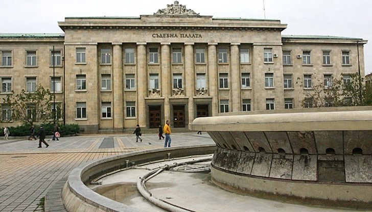 Травеститът е осъден за проституция, уточниха магистрати Травеститът е осъден за проституция, уточниха магистрати