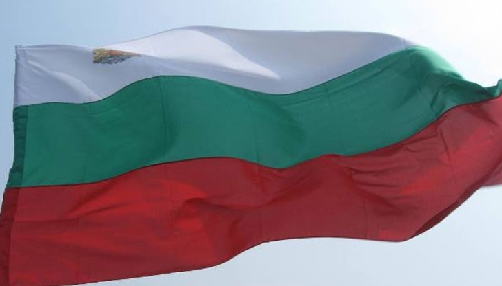 Ако отделните хора, личности на една страна, са зависими от Бога (по своя воля), а не от дявола, ТО на тази страна, държава и ЛИЧИ!