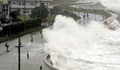 Евакуират 2 милиона японци заради тайфуна „Фанфон"
