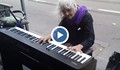 80-годишна пианистка взриви социалните мрежи
